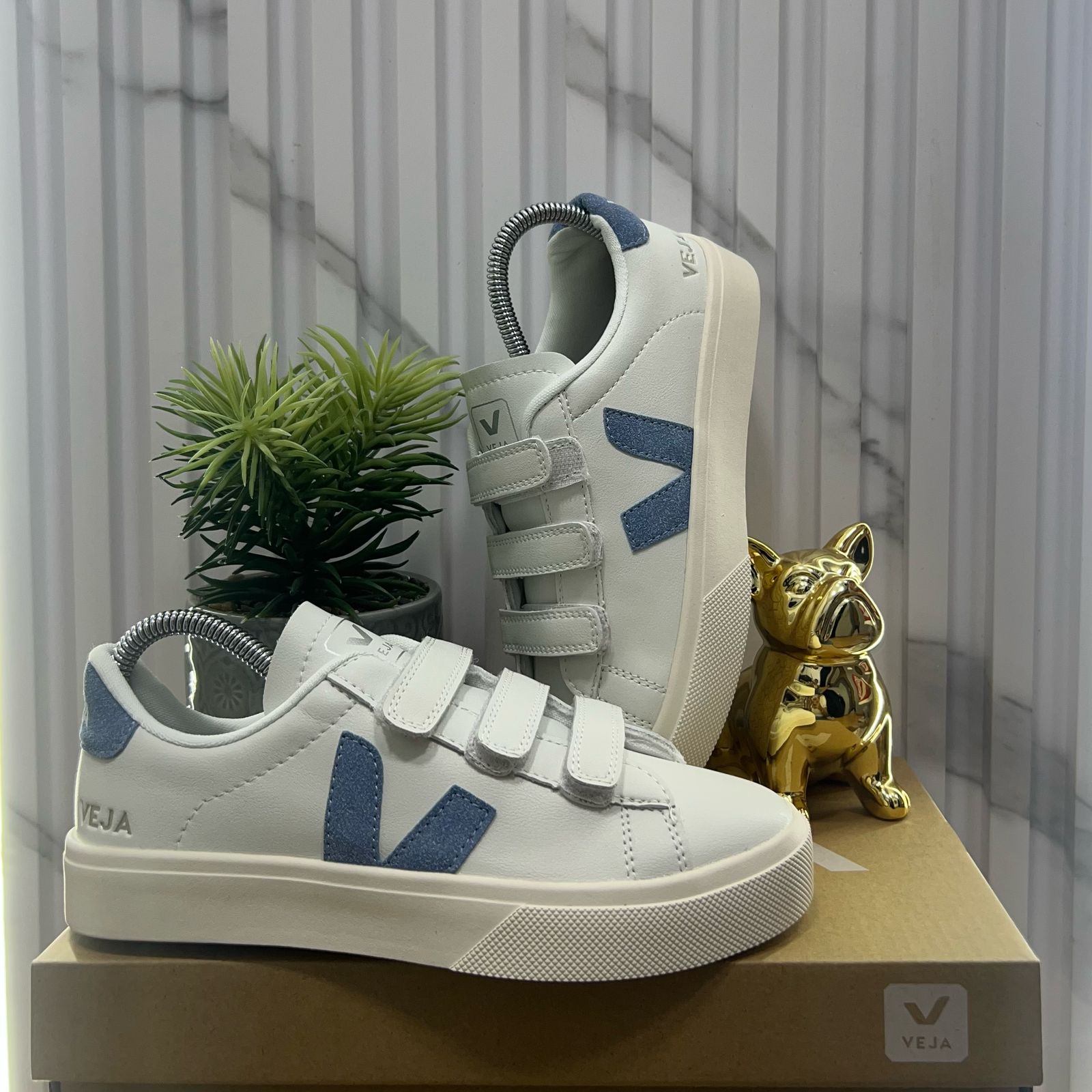 Veja Blanco/V Azul