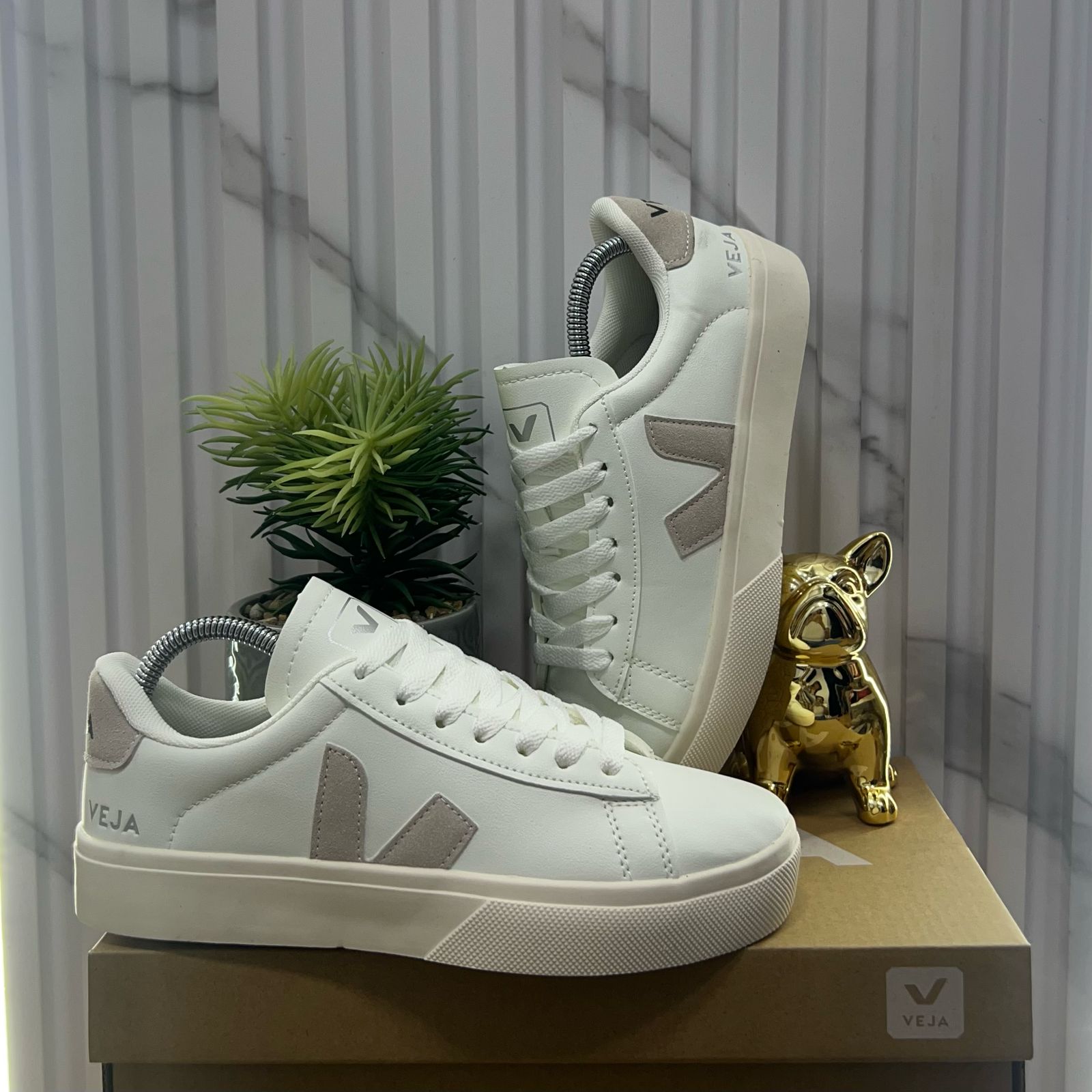 Veja Blanco/V Gris