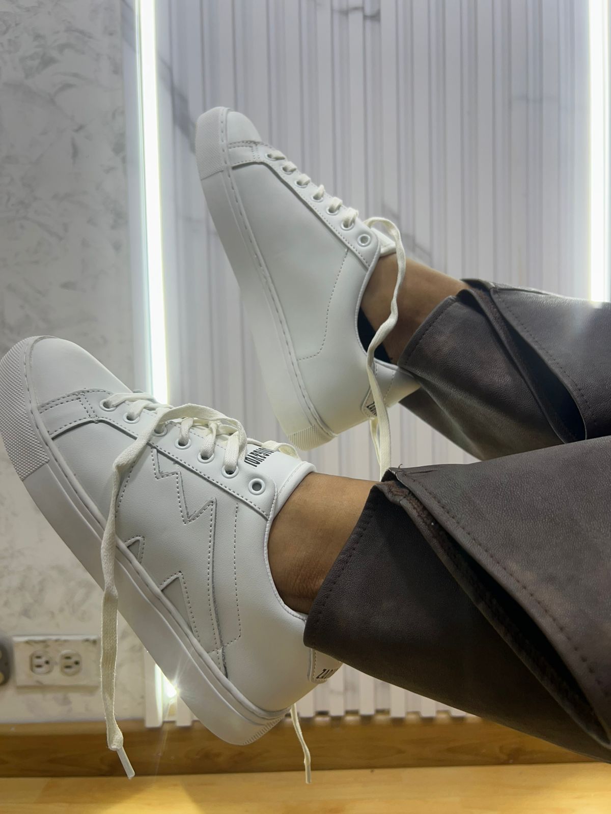 zading y voltaire Blanco